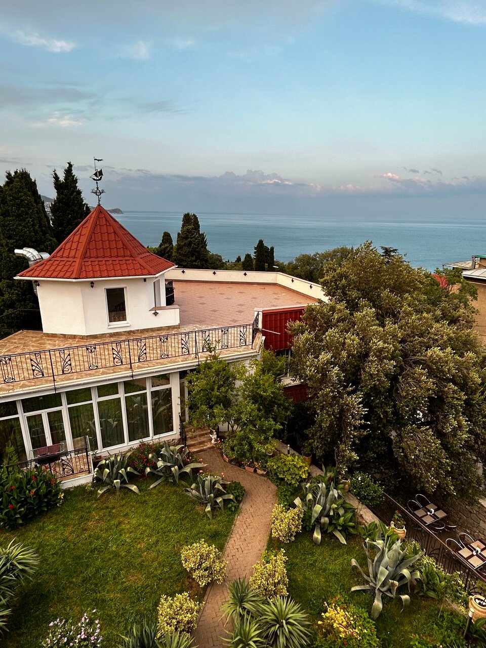 Гостевой дом Онейро Алупка-245