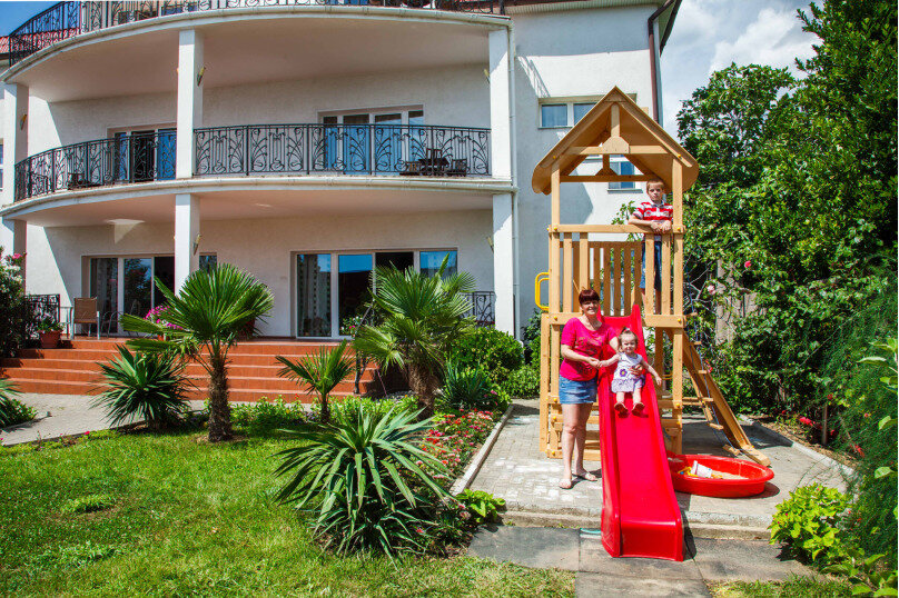 Гостевой дом Онейро Алупка-93