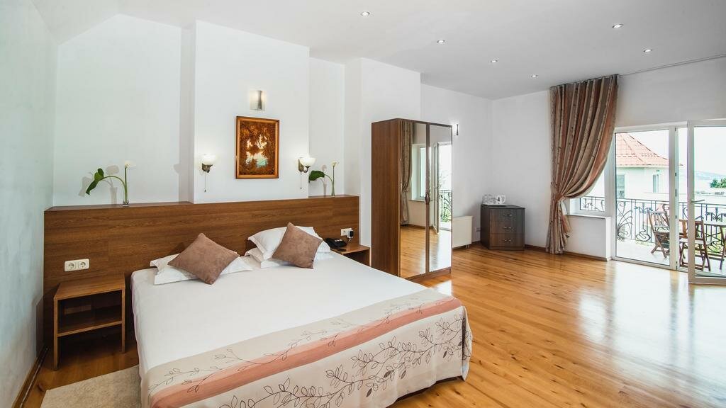 Гостевой дом Онейро Алупка-169