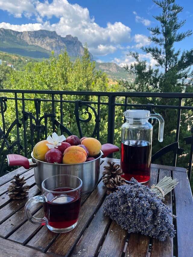 Гостевой дом Онейро Алупка-108