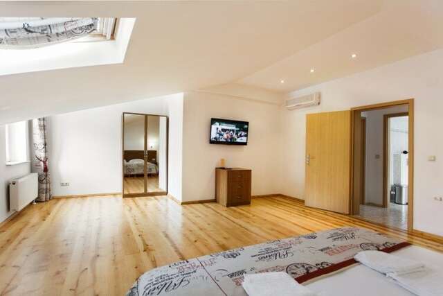 Гостевой дом Онейро Алупка-55