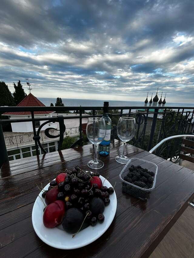 Гостевой дом Онейро Алупка-230