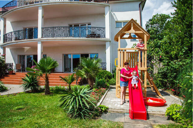 Гостевой дом Онейро Алупка-92