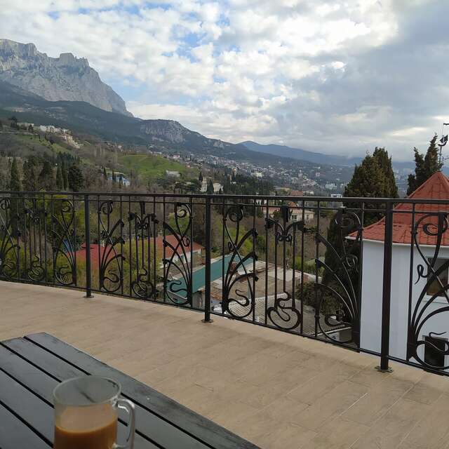 Гостевой дом Онейро Алупка-103